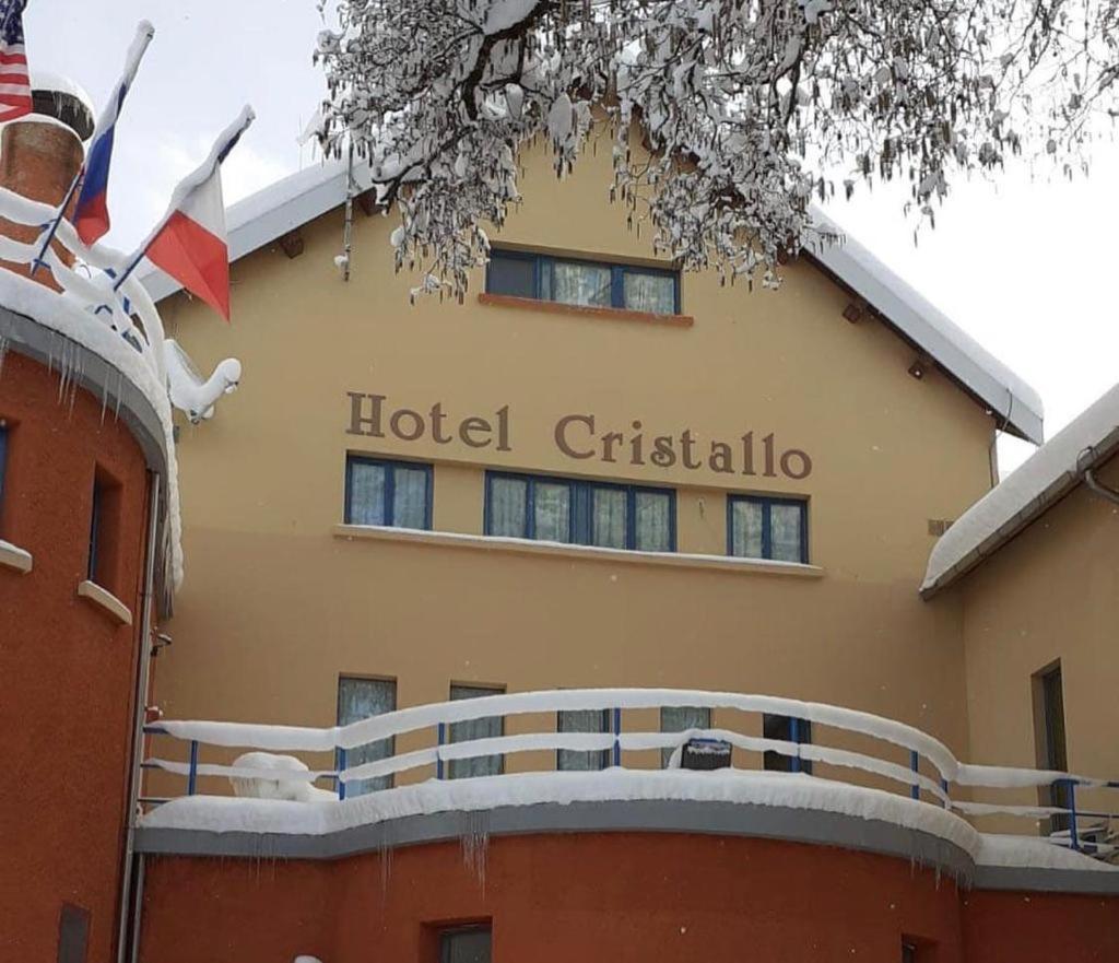 Hotel Cristallo Gran Sasso 라킬라 외부 사진